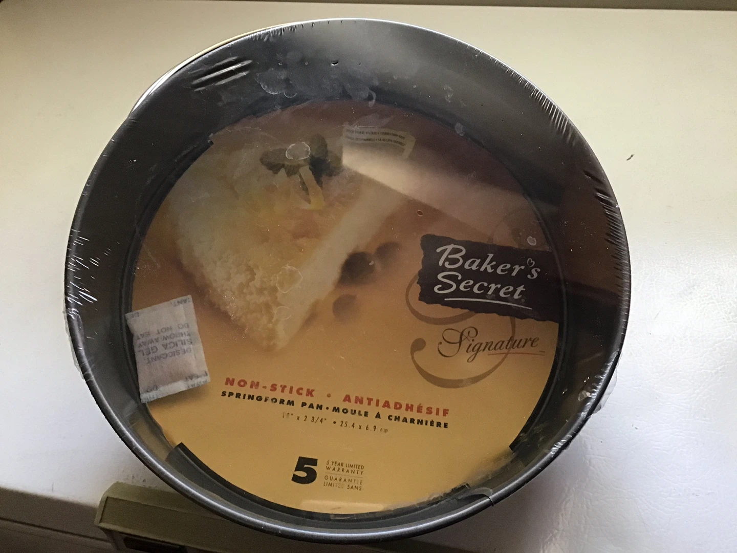 Baker's Secret Springform Pan - NEW