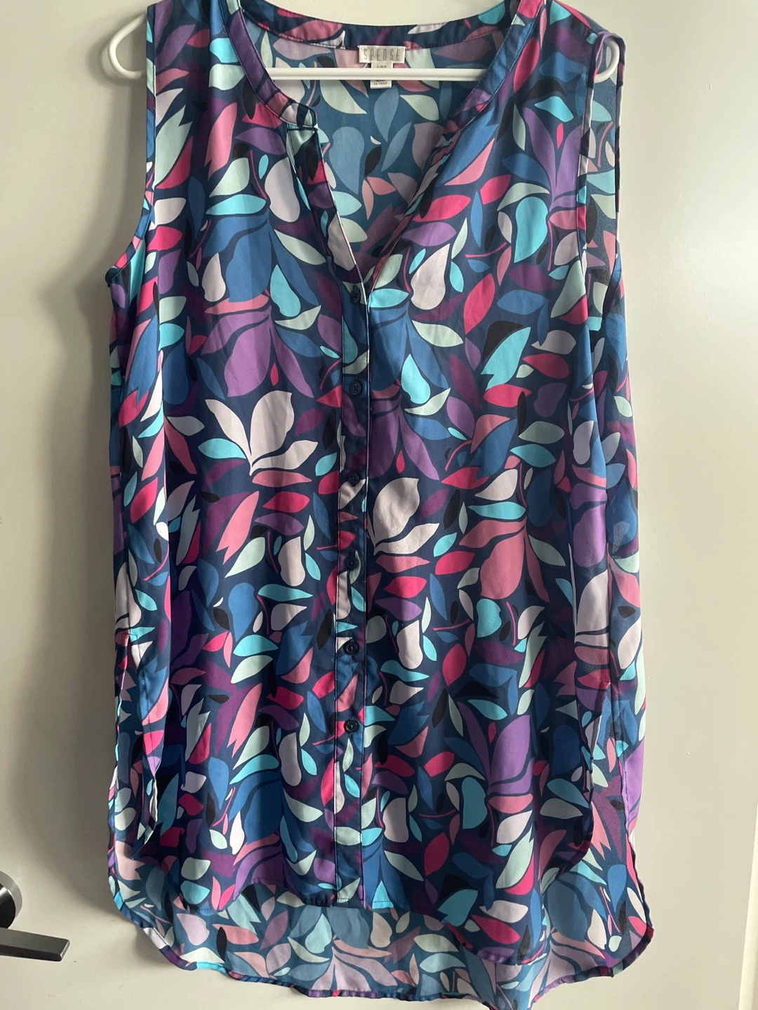 Spense Sleeveless Blouse, Size L