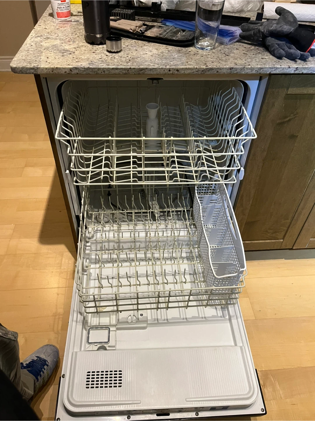 Frigidaire Dishwasher - photo 4