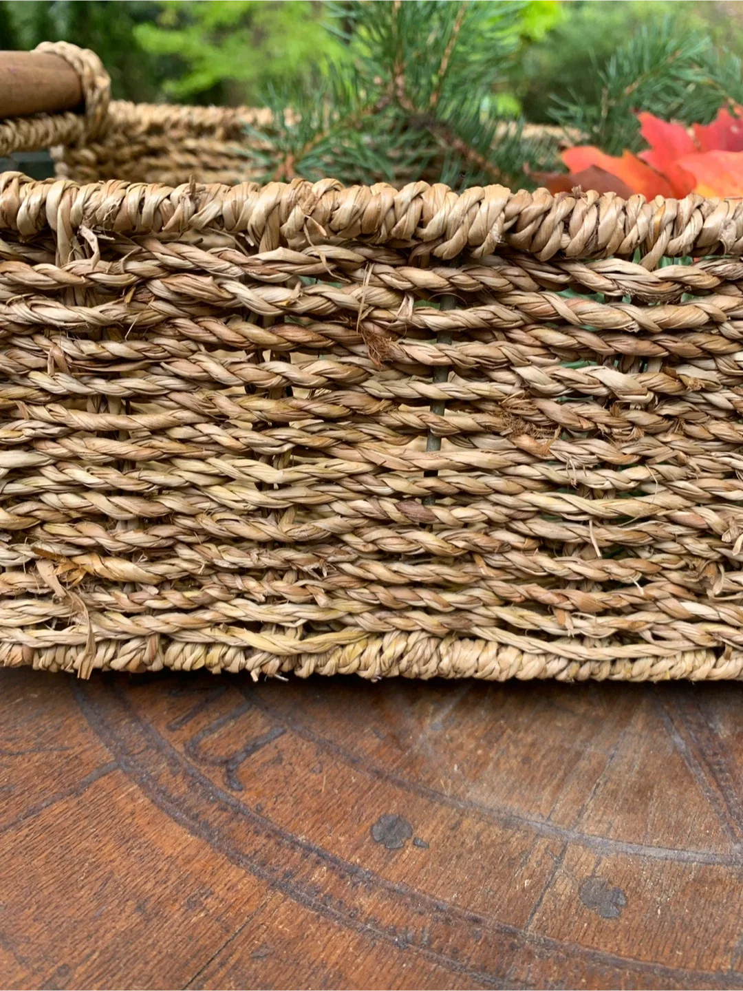 Woven Seagrass Basket with Handles image indicator(3)