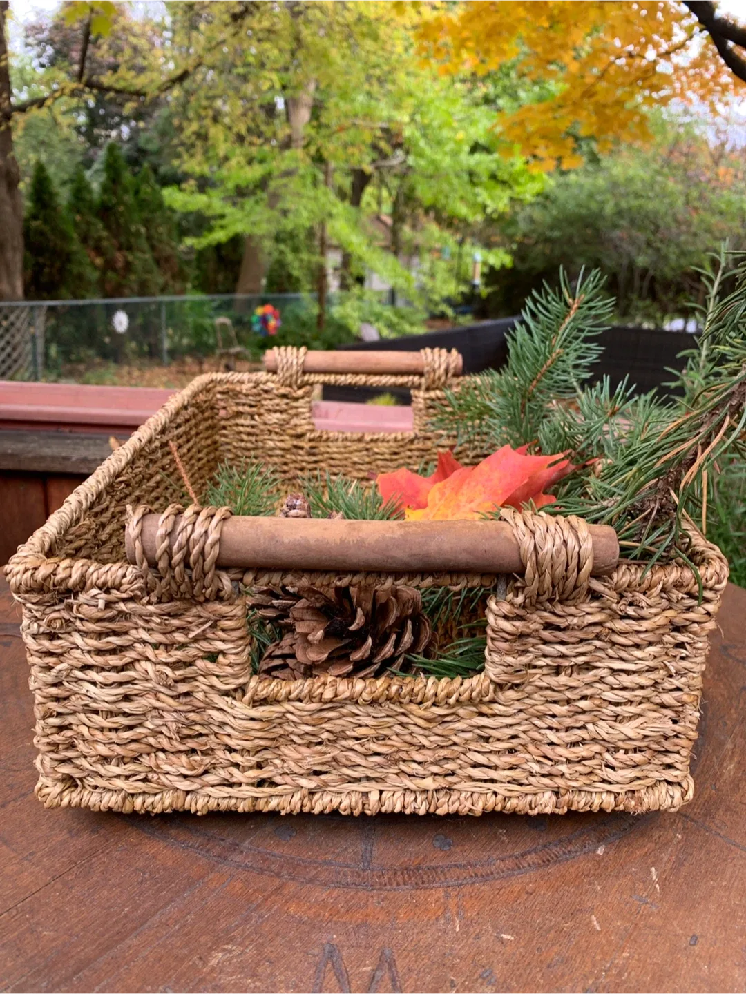 Woven Seagrass Basket with Handles image indicator(4)