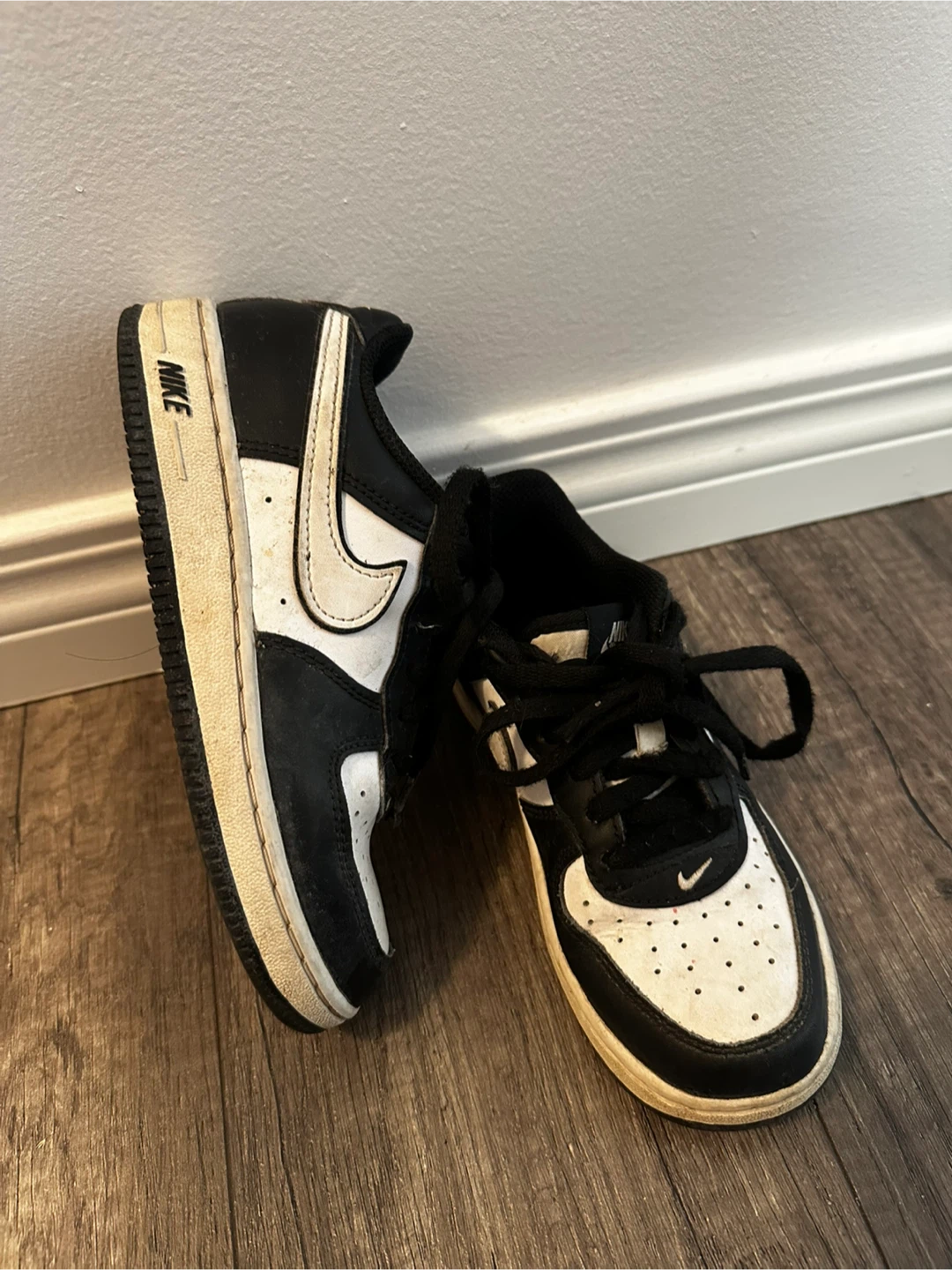 Nike Air Force 1 Kids Size 13C - photo 2