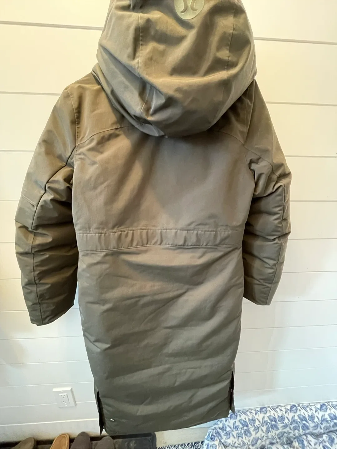 Lululemon Winter Coat Size 4 image indicator(4)