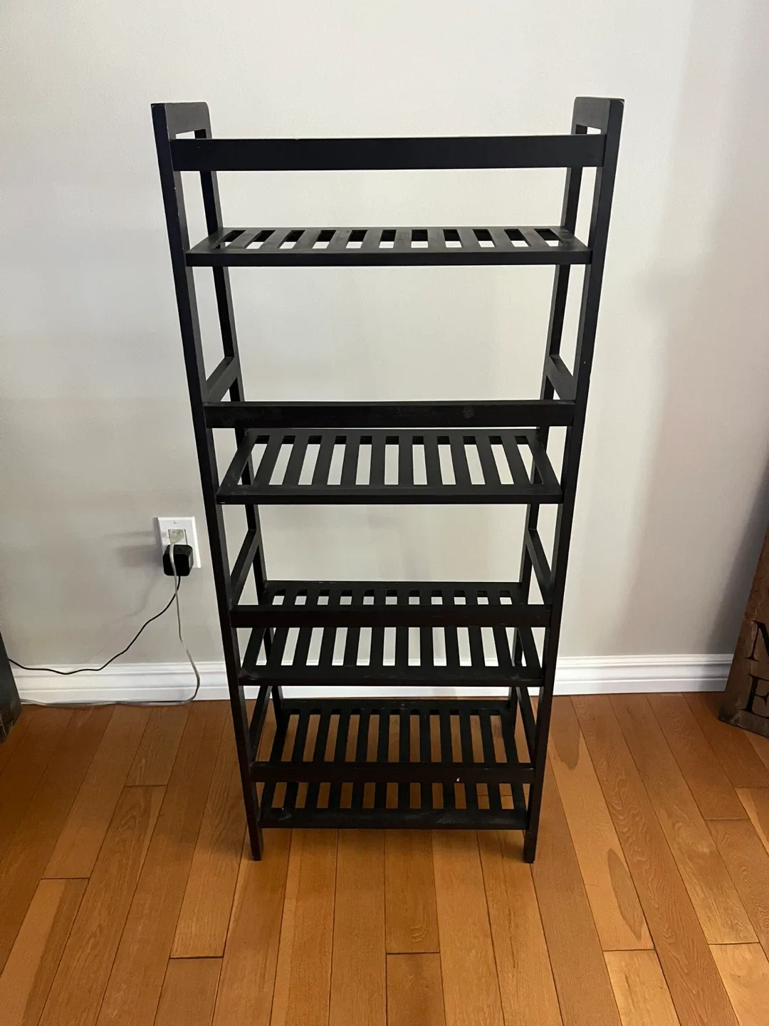 Brown Wooden Ladder Shelf - 4 Tier image indicator(3)