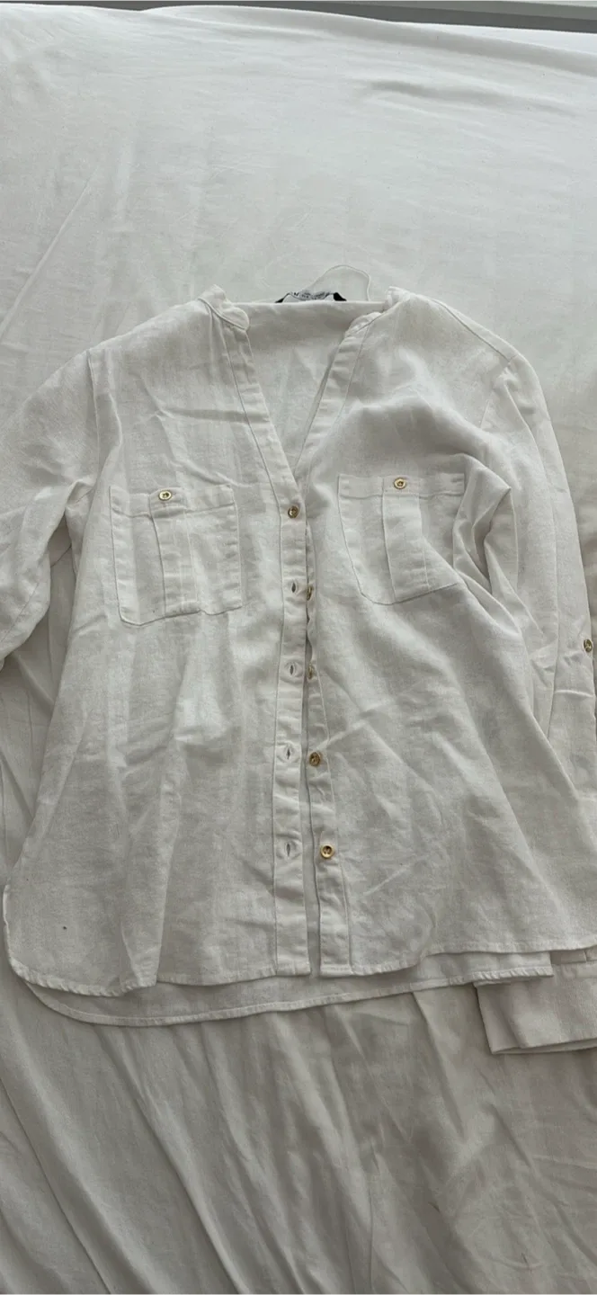 Zara & Uniqlo White Linen Shirts - Closet clean out image indicator(2)