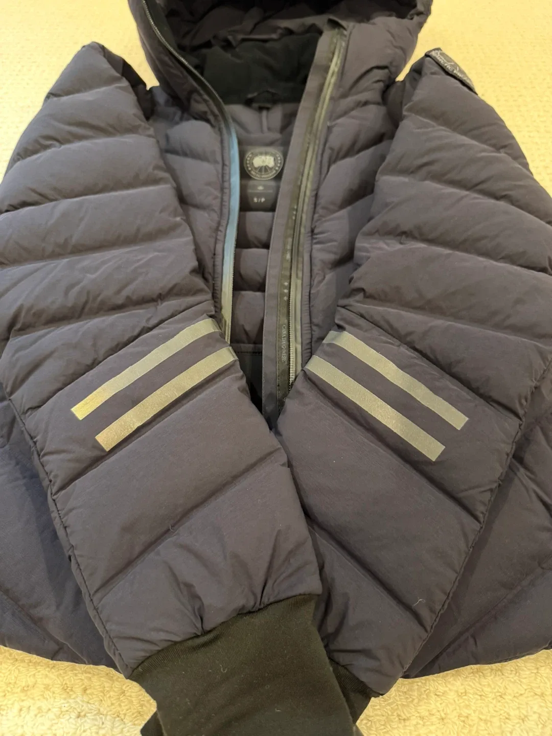 Canada Goose Down Puffer Jacket - Size S/P image indicator(5)