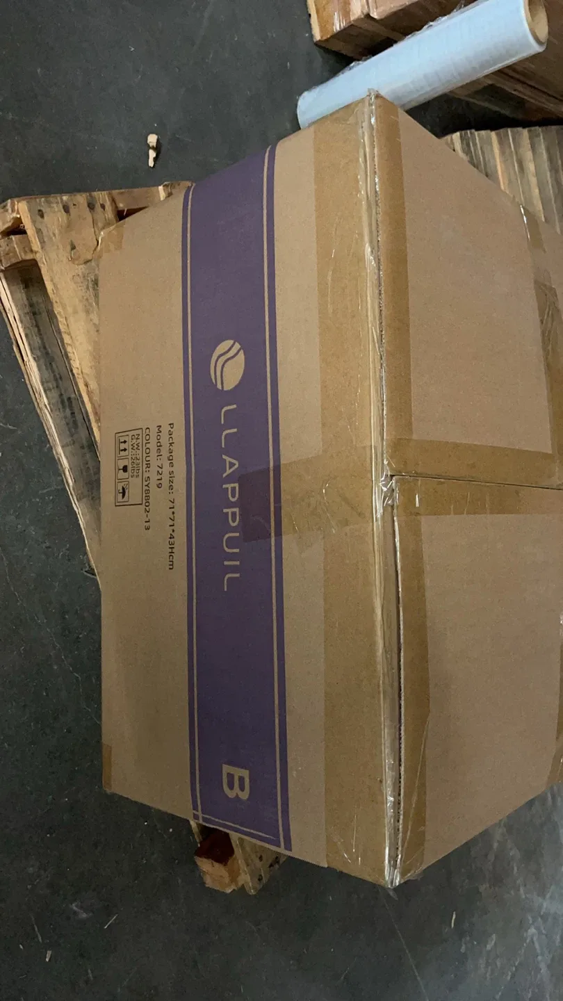 Lllappuil White U-Shaped Sectional Sofa - New in Box! image indicator(5)