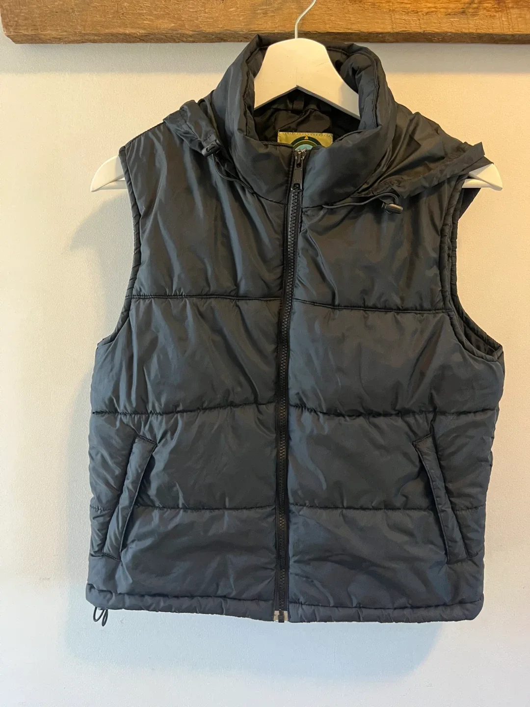 Weather Spirits Puffer Vest - Size M