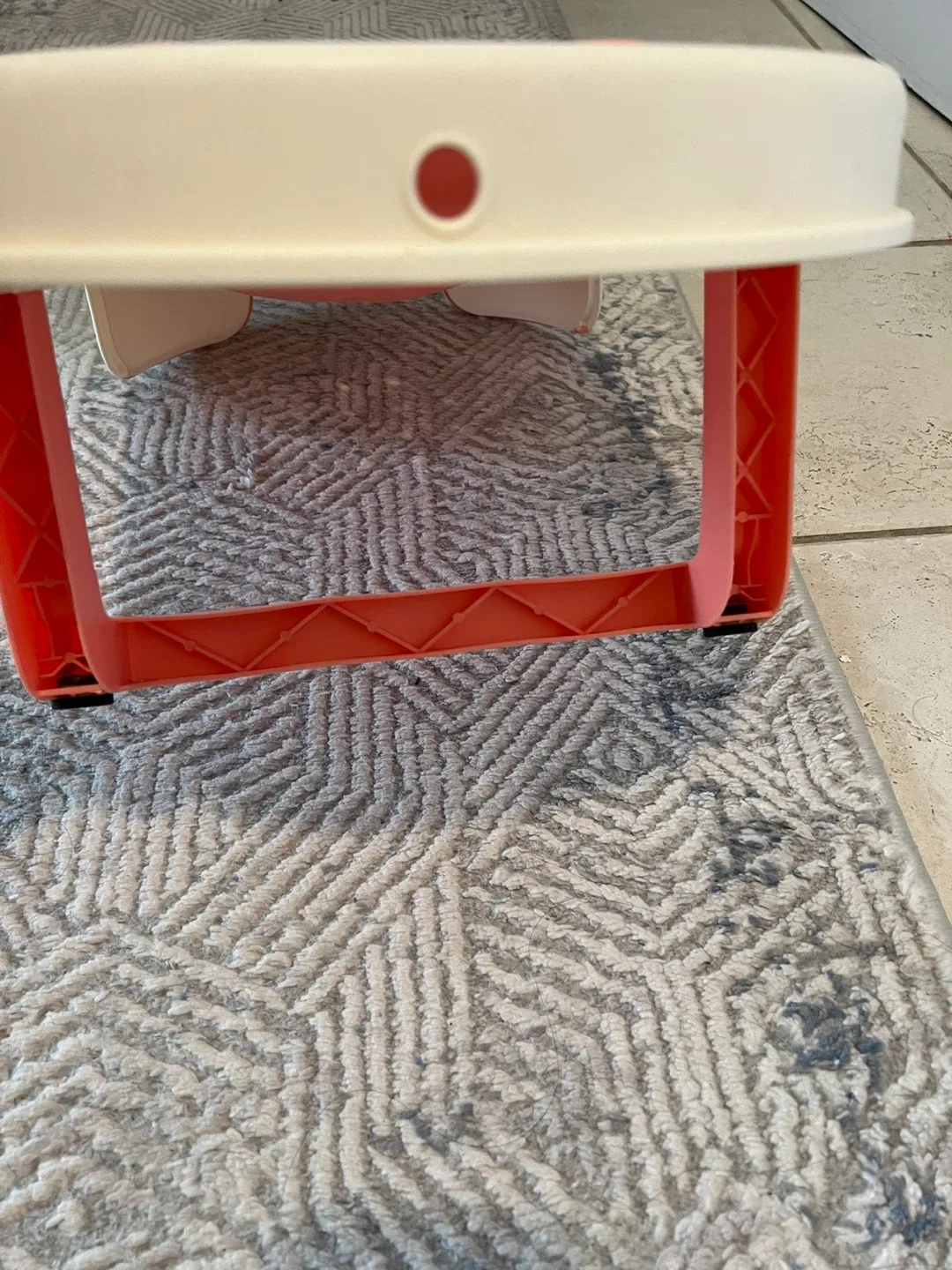 Baby Bath Seat - Pink & White image indicator(2)