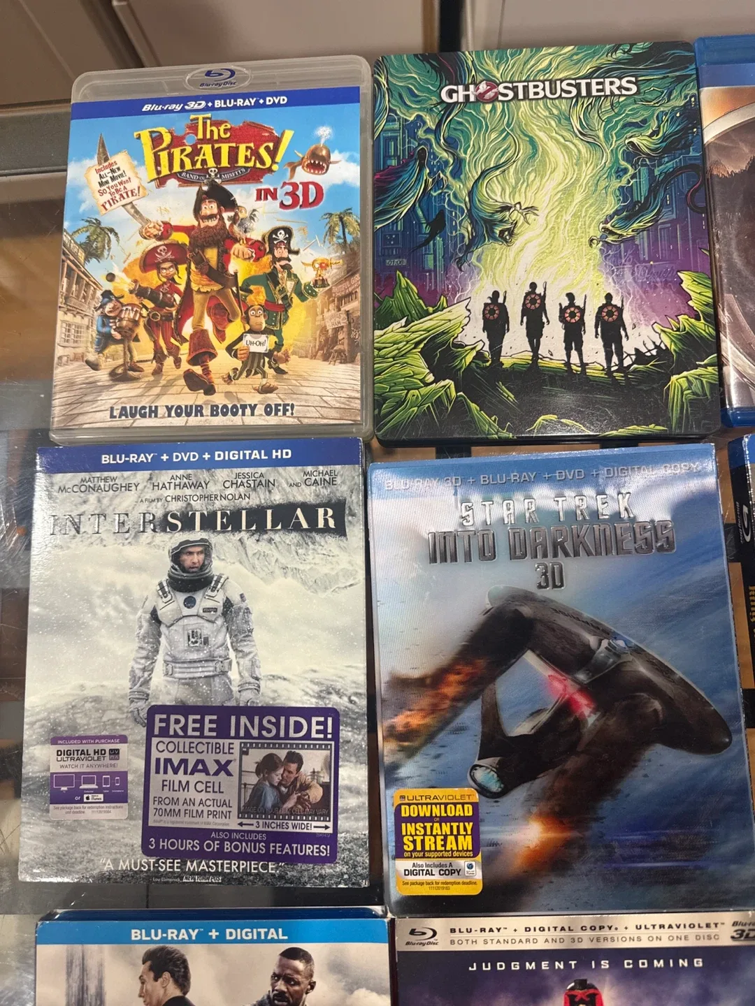 Blu-ray Movies: Independence Day, Aeon Flux, Daybreakers image indicator(3)