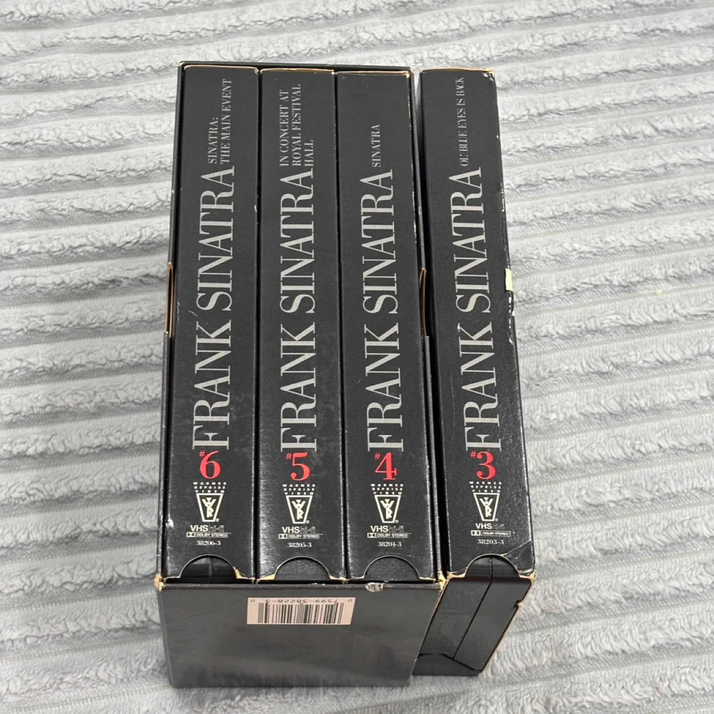 Frank Sinatra VHS Tape Collection - Reprise Collection Vol. II image indicator(2)