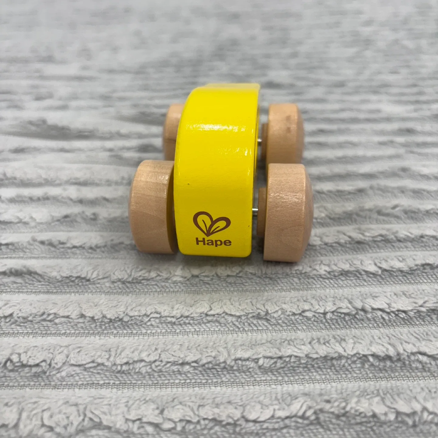 Hape Yellow Wooden Push Along Car Toy image indicator(4)