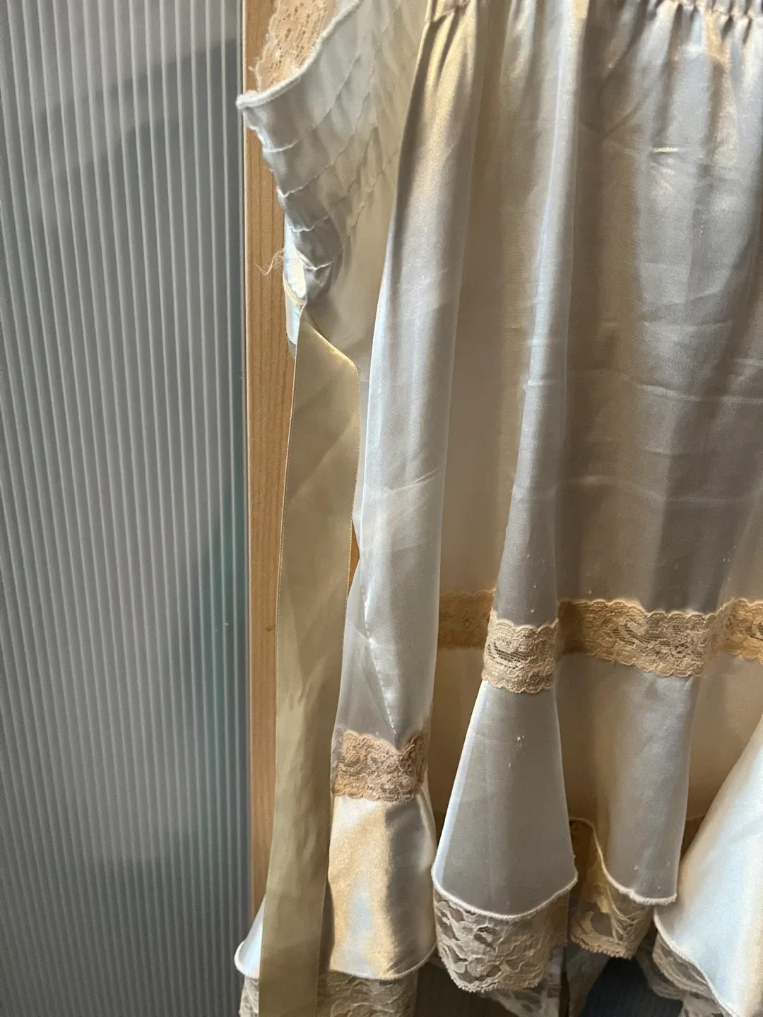 Chateau XS Ivory Cami Top image indicator(6)