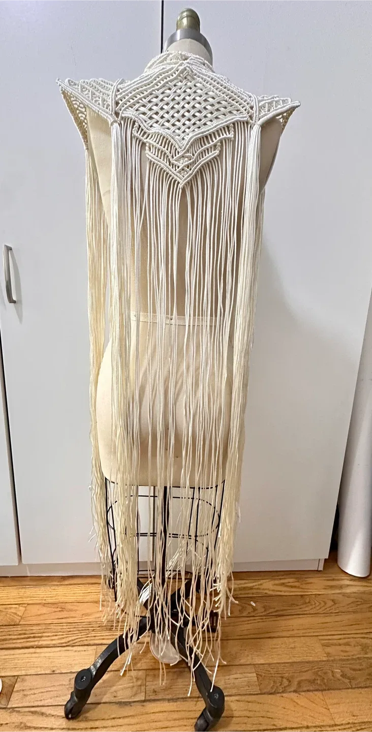 Aguita e Piña Macrame Vest image indicator(3)