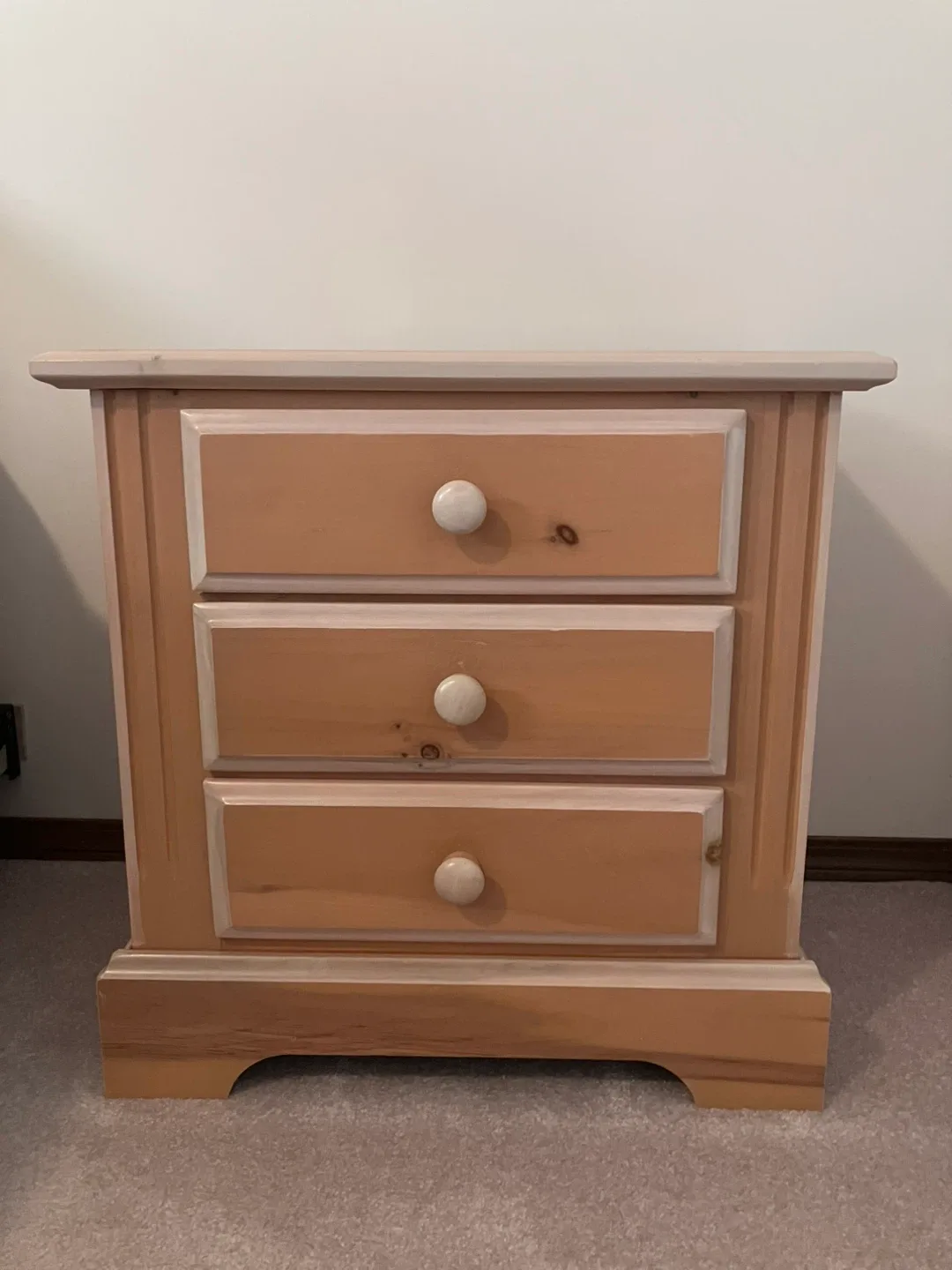 Solid pine 3-Drawer Nightstand thumbnail