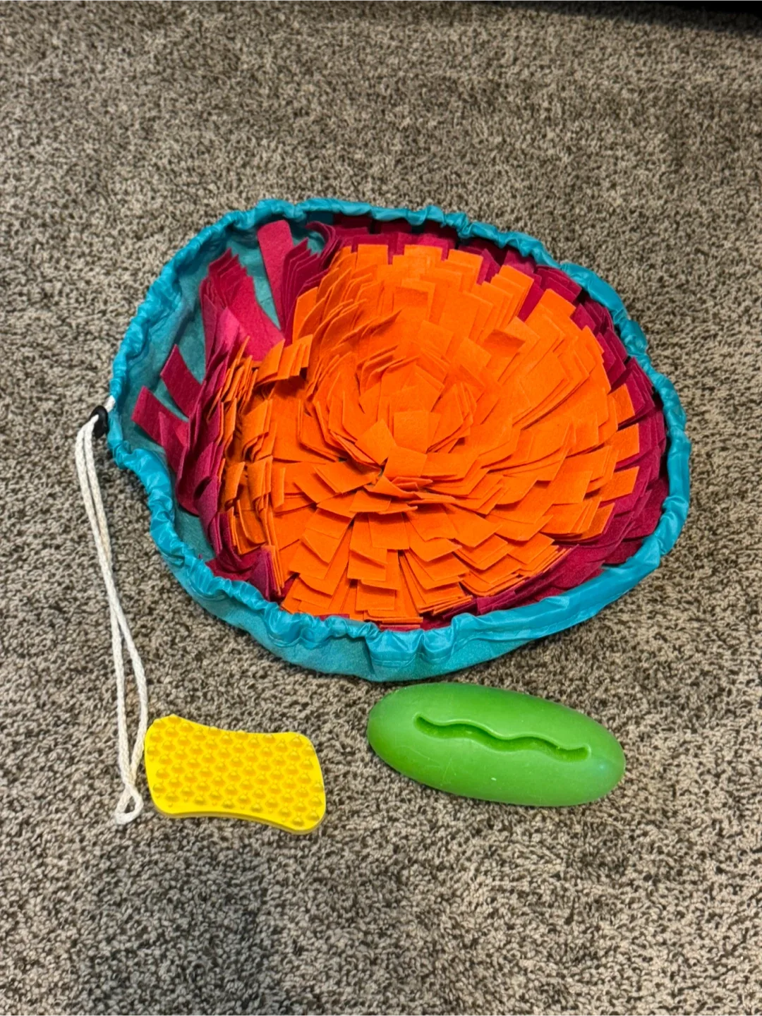 Snuffle Mat for Dogs thumbnail