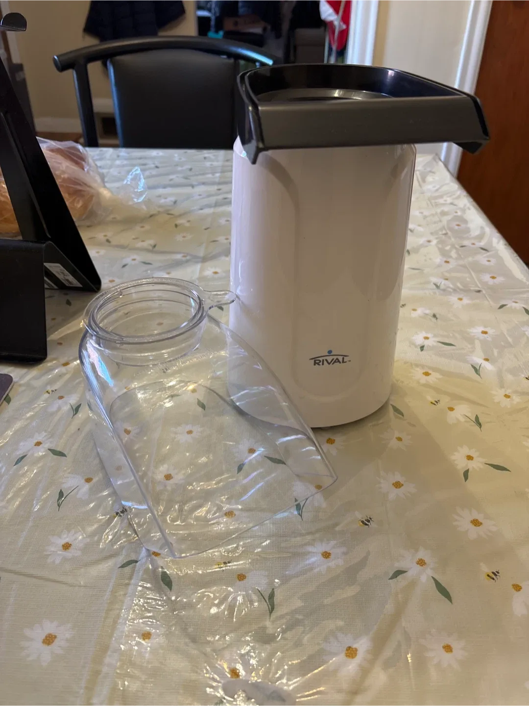 Rival Electric Hot Air Popcorn Popper image indicator(3)