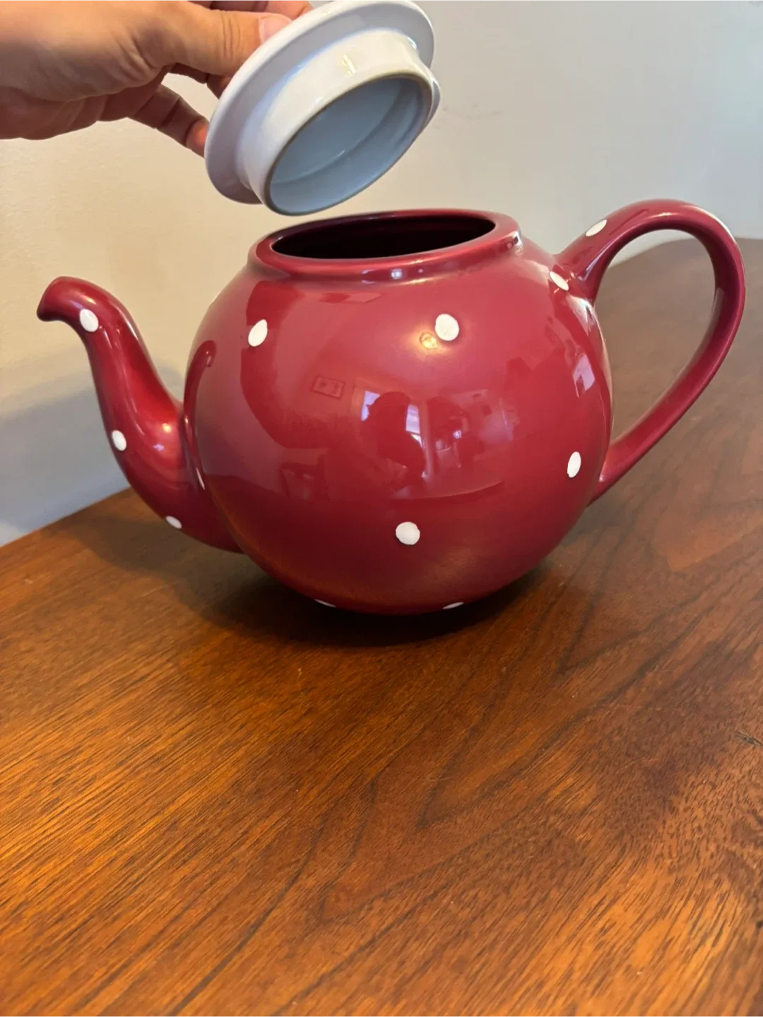 Burgundy Polka Dot Teapot image indicator(8)