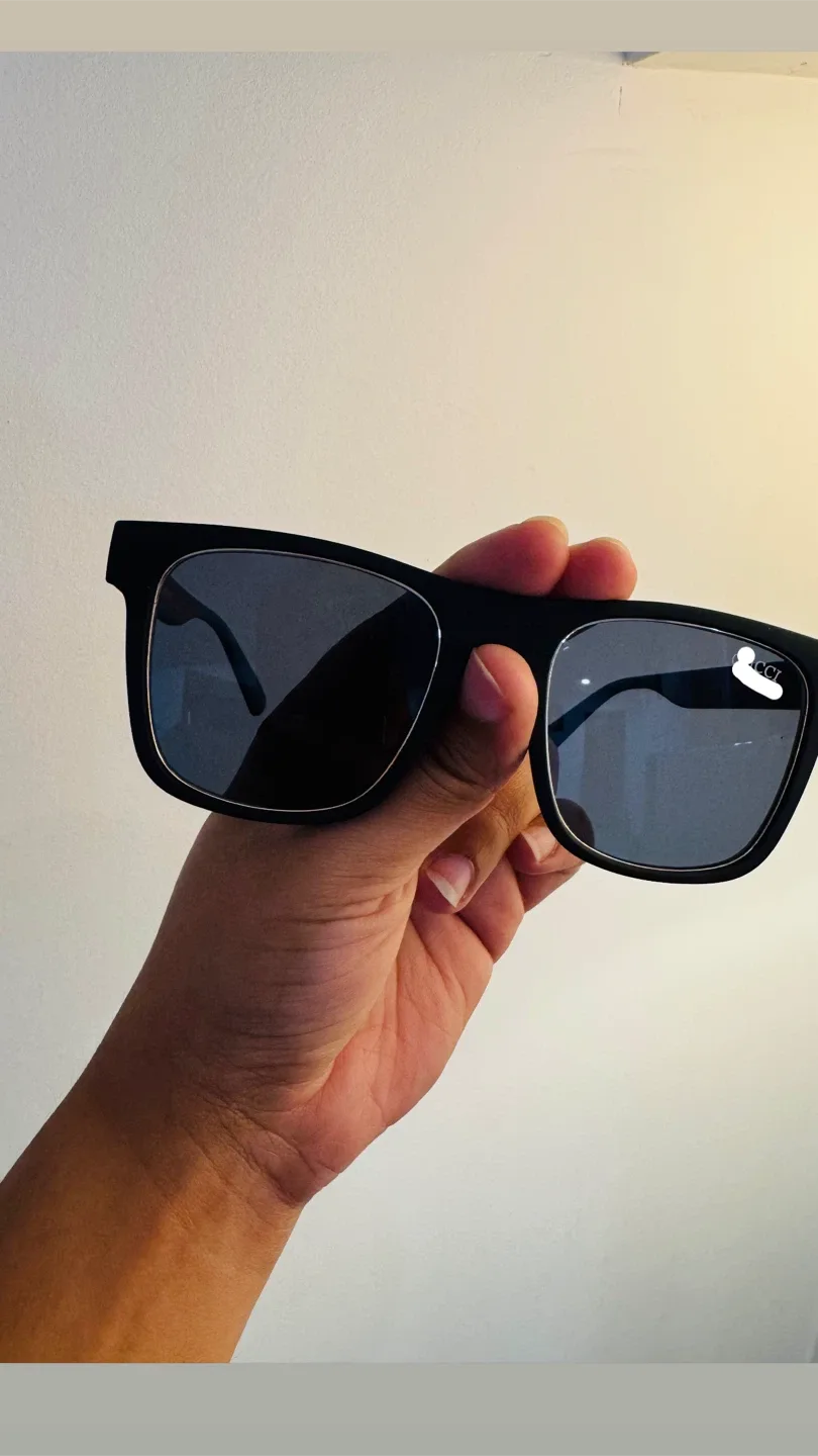 Gucci Black Sunglasses thumbnail