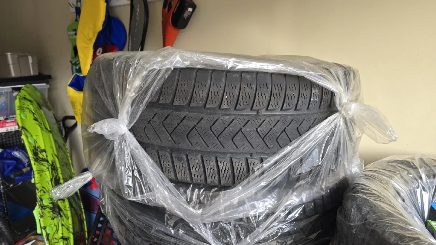 Infinity QX50 RFT winter tires. image indicator(4)