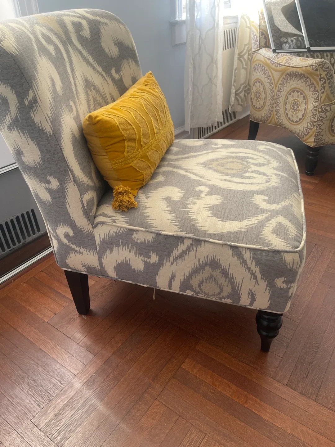 Patterned Accent Chair image indicator(2)