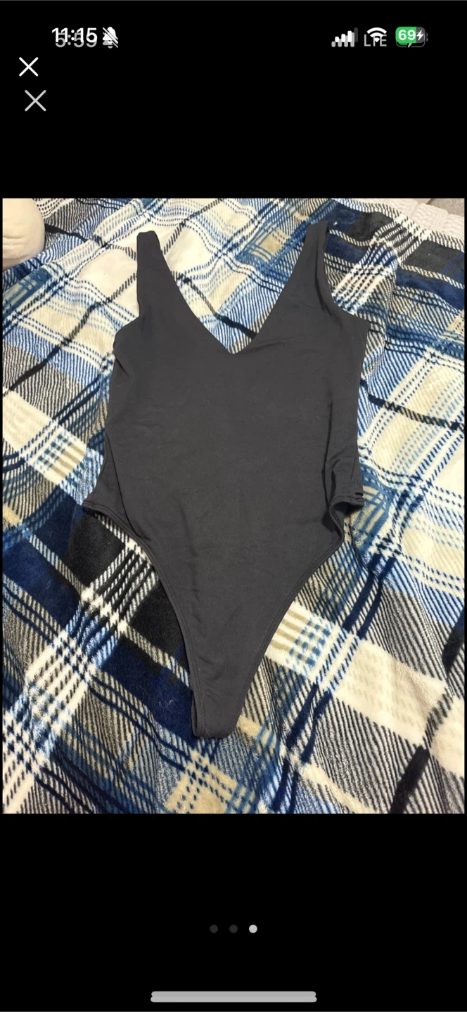 Babaton Bodysuit - Size Small - photo 2