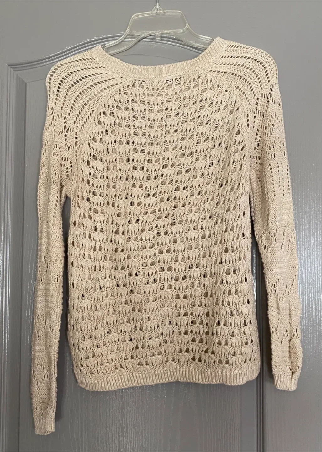 Old Navy Beige Knit Sweater image indicator(2)