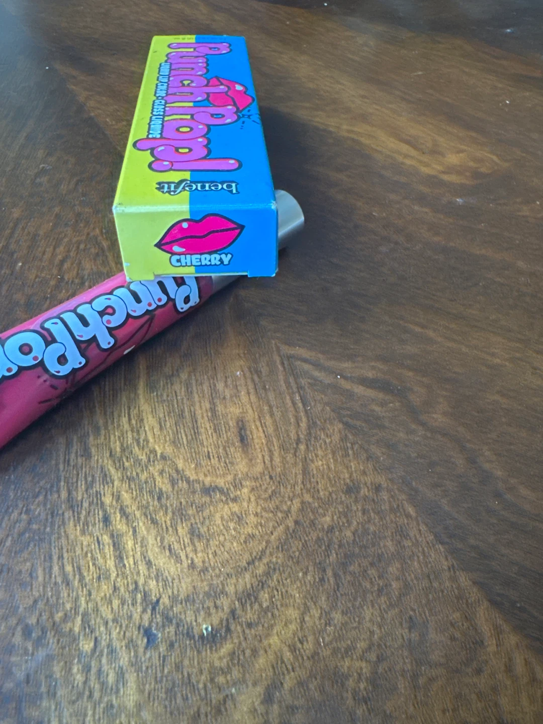 Benefit Punch Pop! Cherry Lip Gloss - photo 2