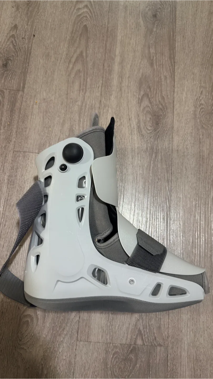 DonJoy Walker Boot - Size Large