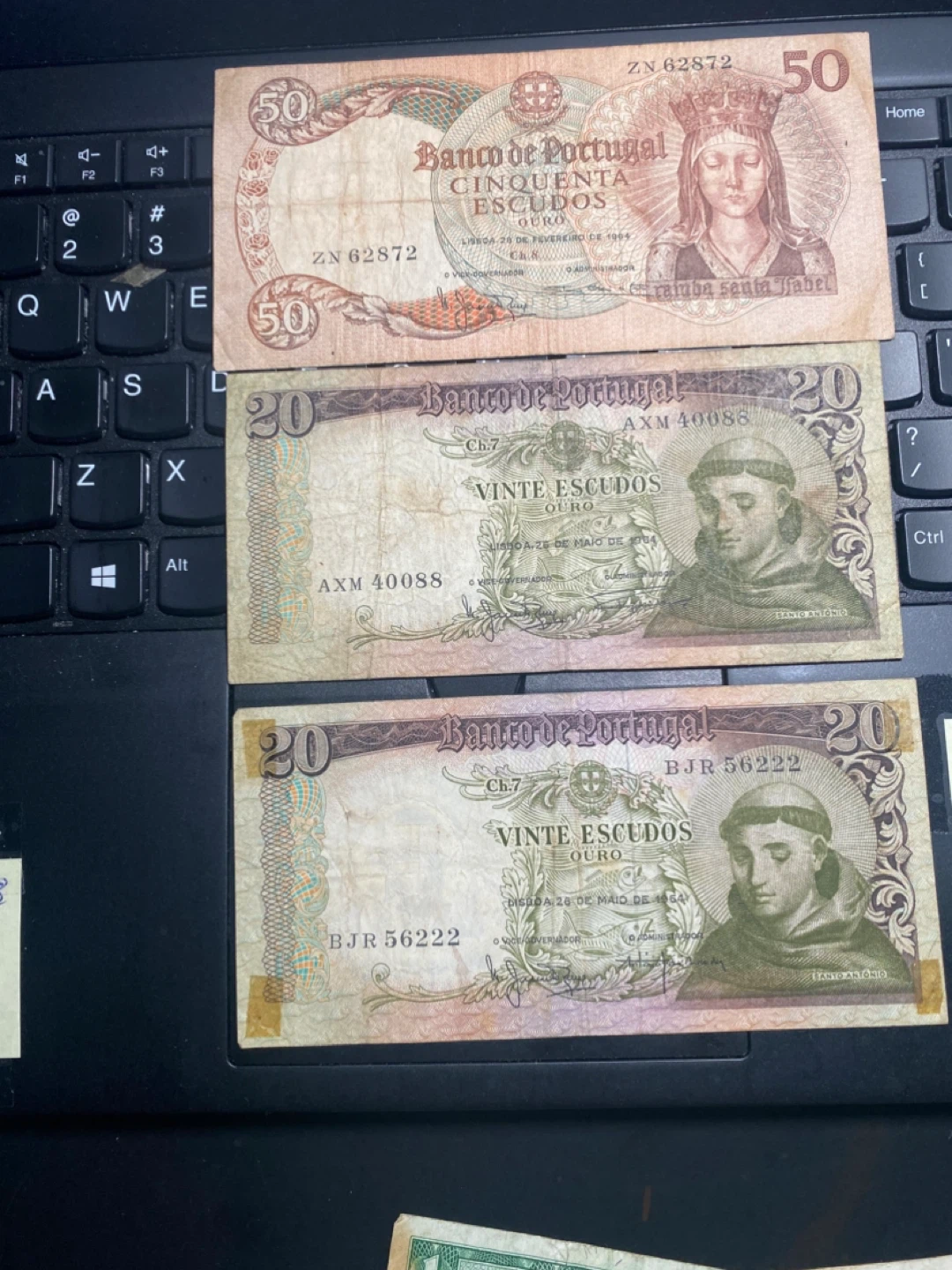 Portuguese banknote - photo 2