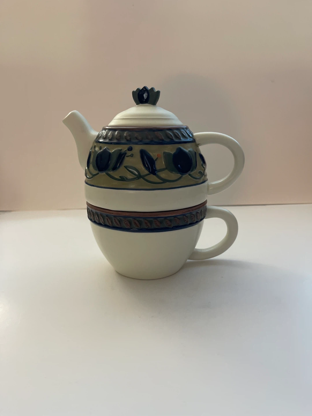 Vintage Ceramic Teapot and Cup Set - photo 2