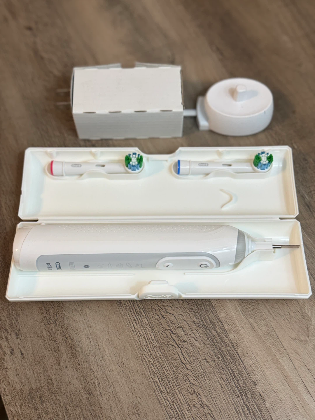 Oral-B Braun Electric Toothbrush - photo 3