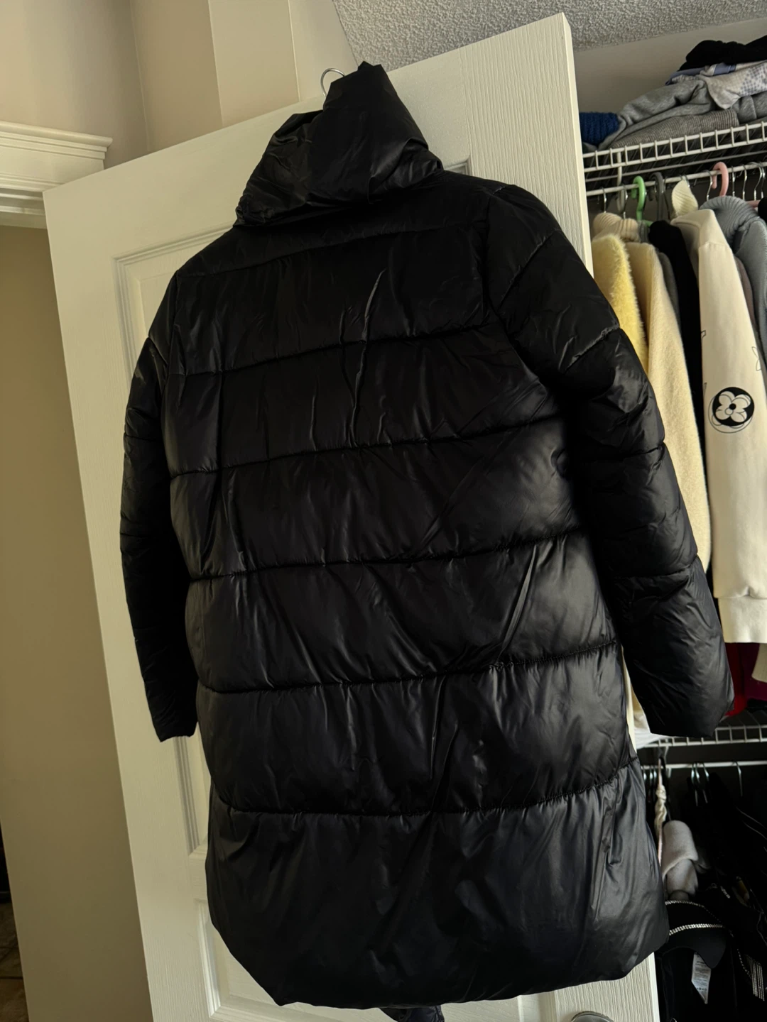 Kagijiao Black Puffer Coat - Size M S - photo 3