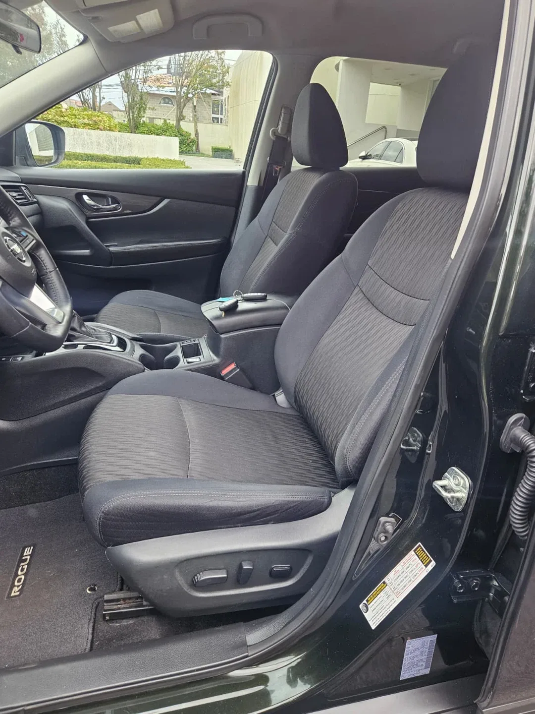 2019 Nissan rogue SV image indicator(5)