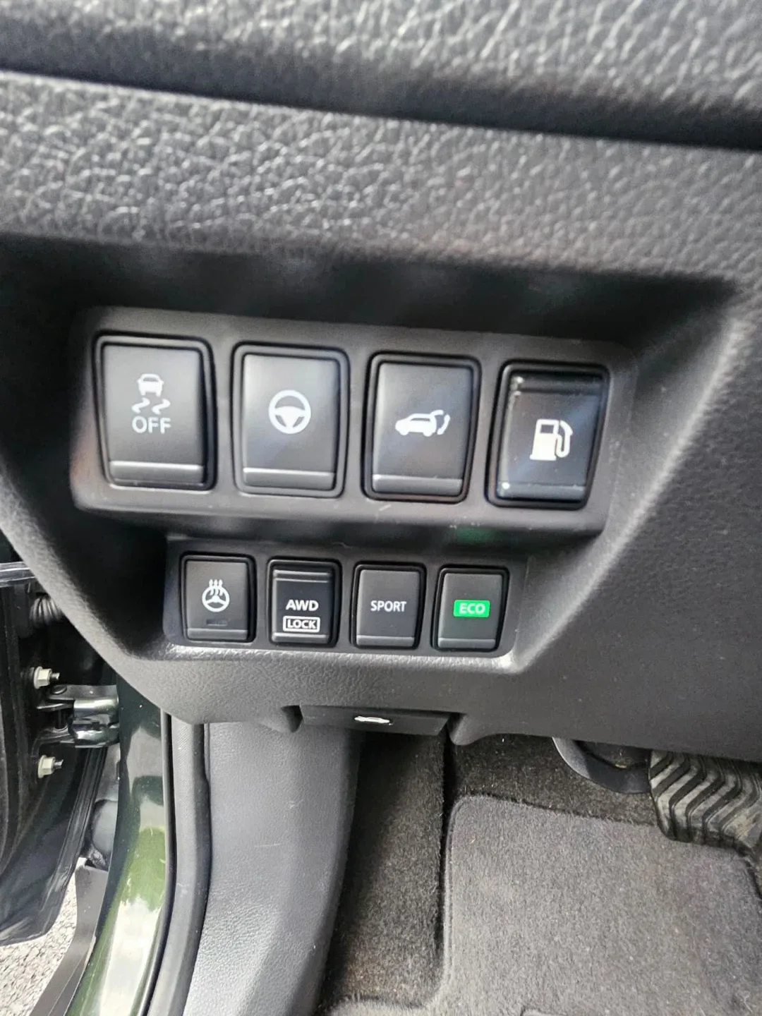 2019 Nissan rogue SV image indicator(6)