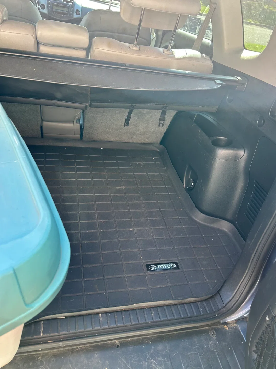 Toyota RAV4 SUV 2010 Limited selling as is image indicator(6)