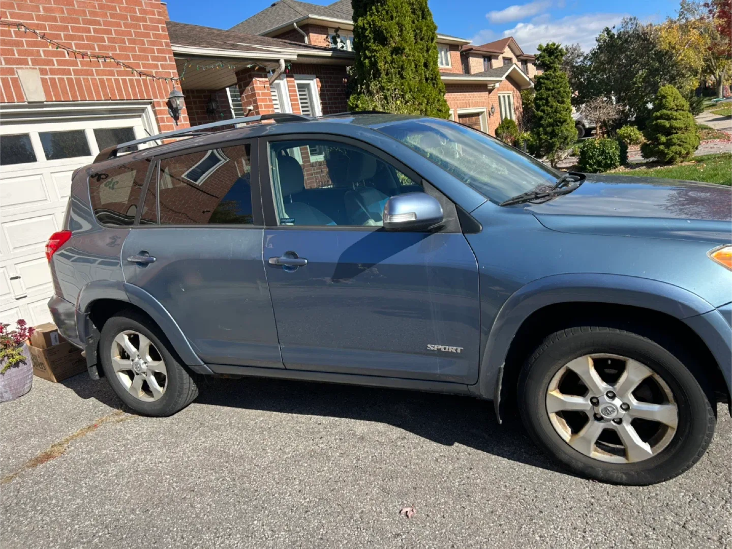 Toyota RAV4 SUV 2010 Limited selling as is image indicator(5)