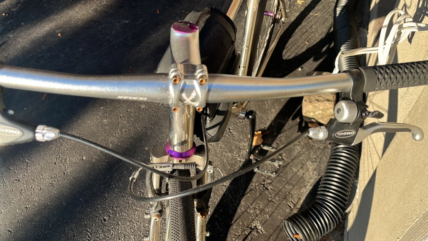 Tektro Brake Levers & Unbranded Bicycle - photo 4