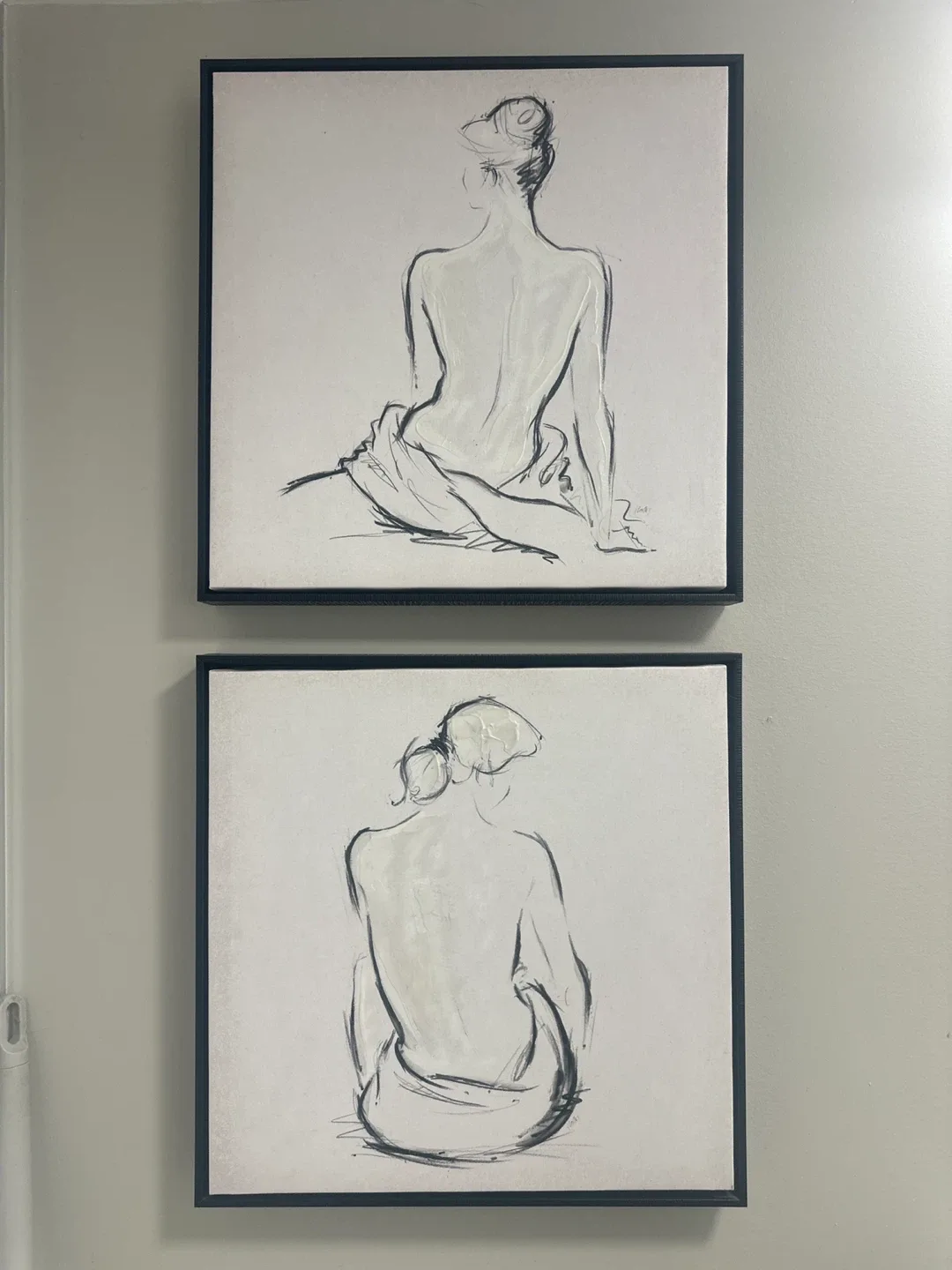 Set of framed prints - 17” image indicator(4)