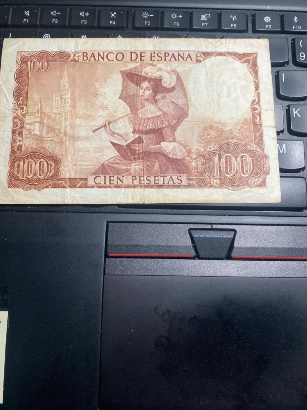 One Hundred Pesetas image indicator(2)