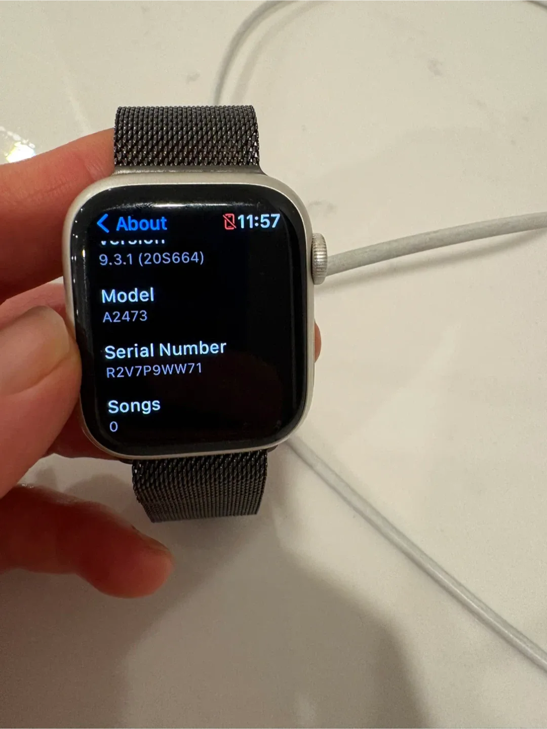 Apple Watch Series 7 EUC + s/m slate loop band image indicator(2)