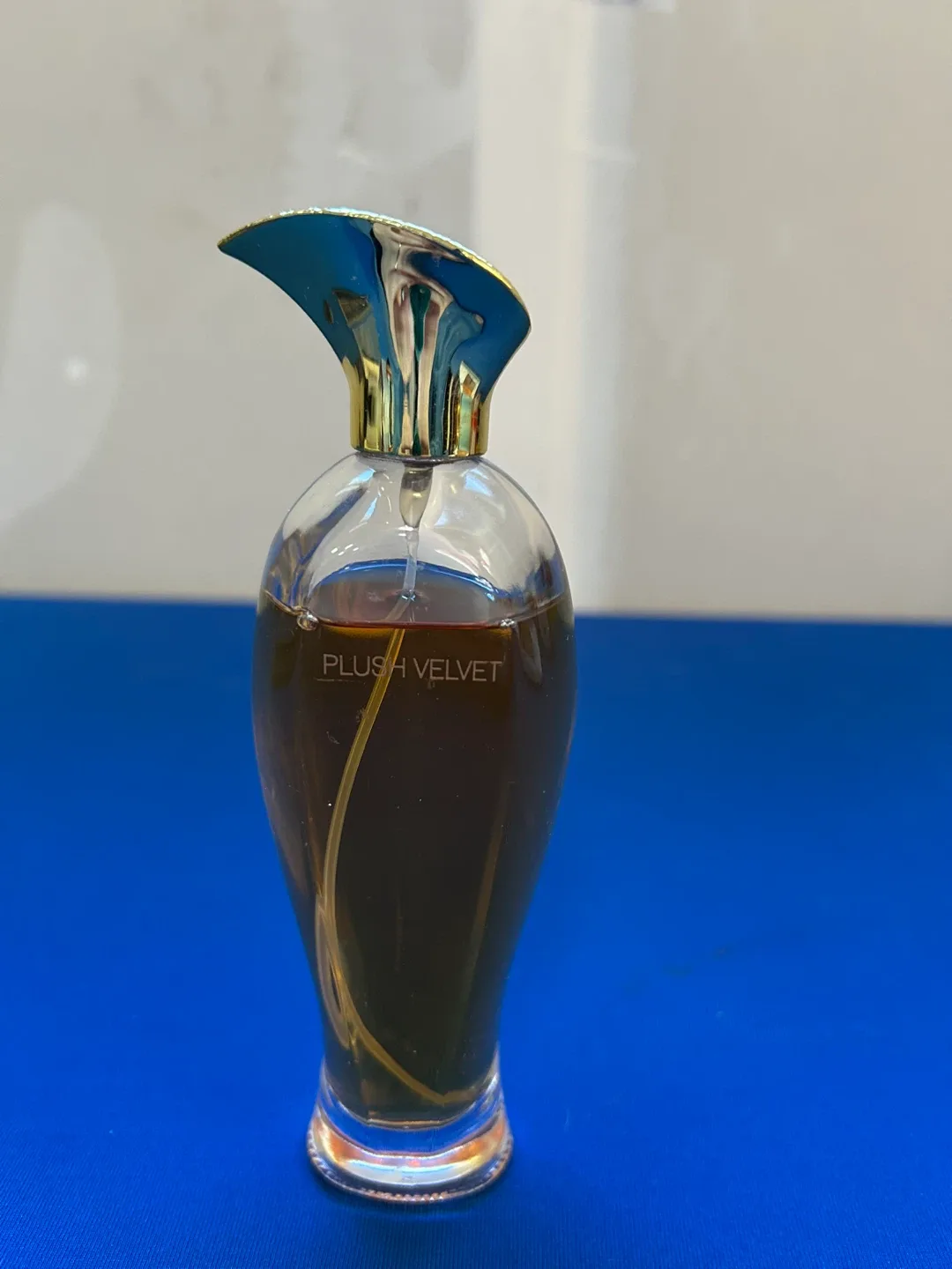 Plush Velvet Perfume thumbnail