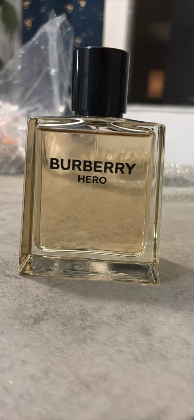 Burberry Hero Eau de Toilette 100ml image indicator(2)