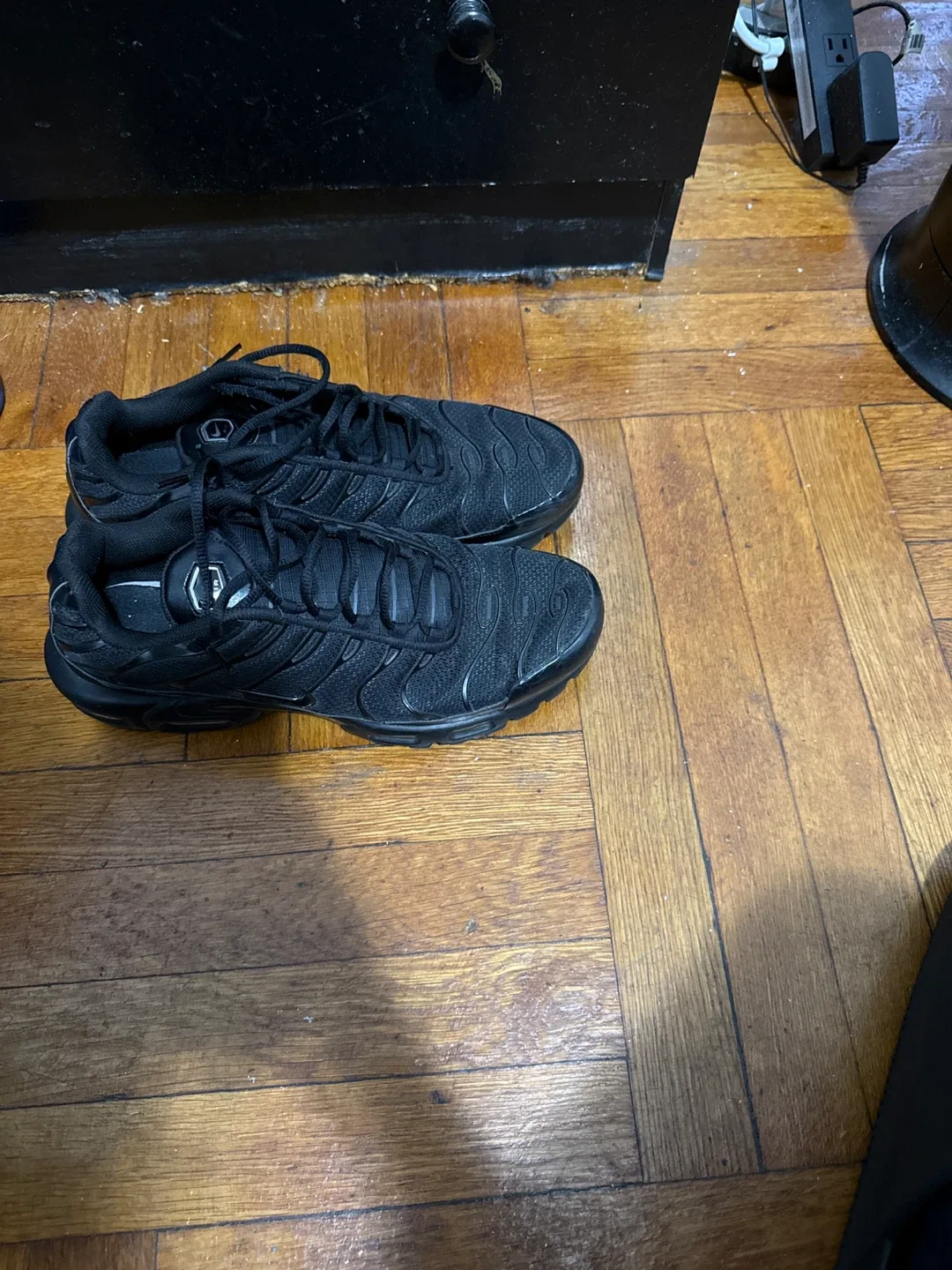 Nike Air Max Plus TN Black image indicator(4)