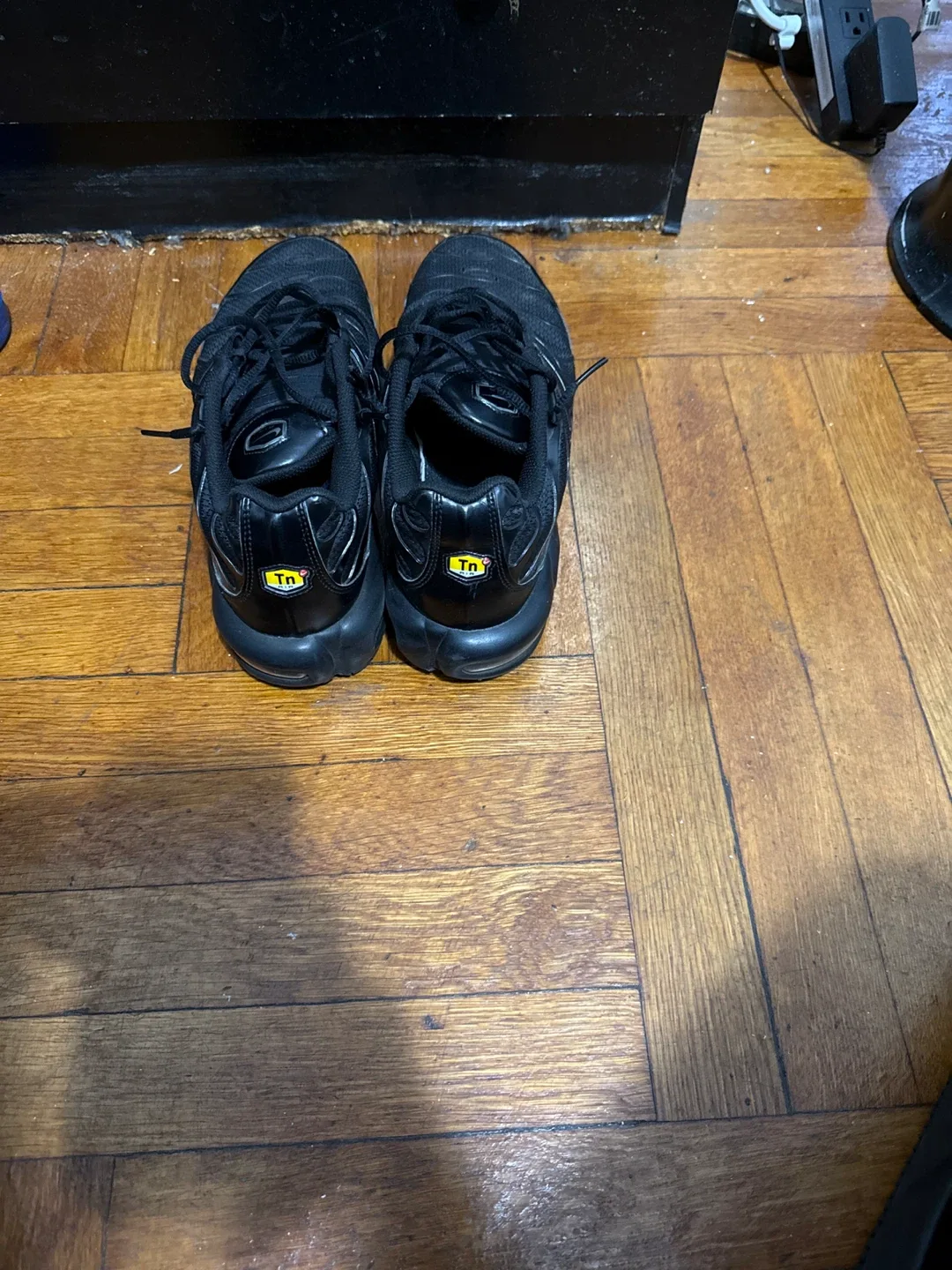 Nike Air Max Plus TN Black image indicator(3)