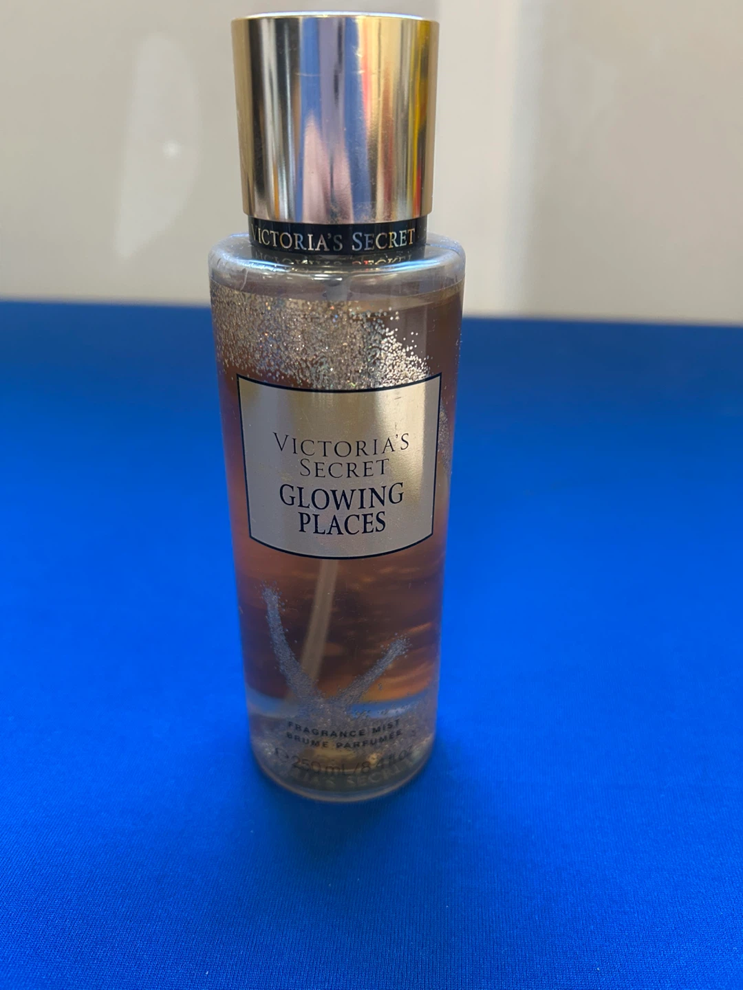 Victoria's Secret Glowing Places Fragrance Mist 250mL