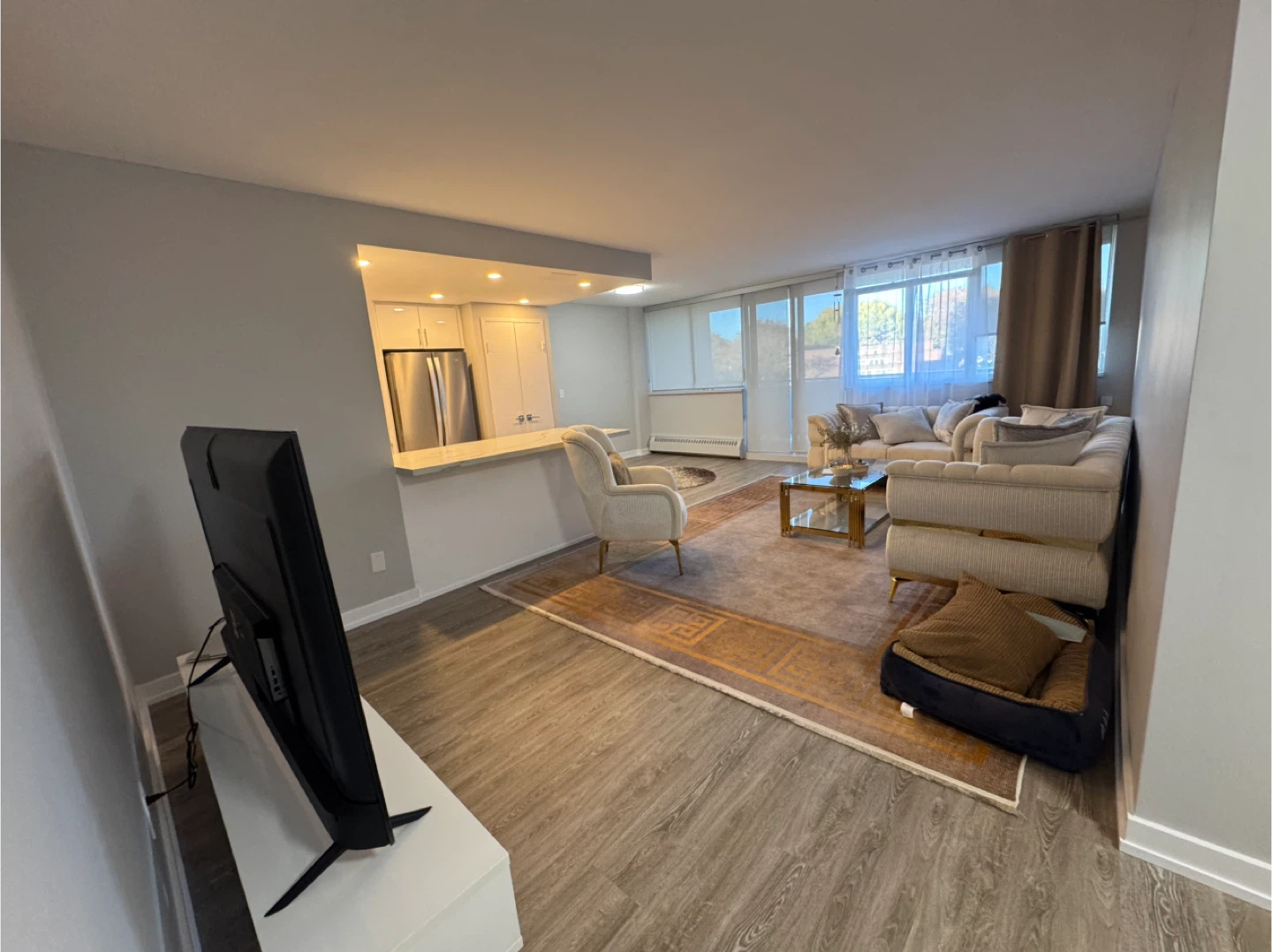 🏡 Female Roommate Needed