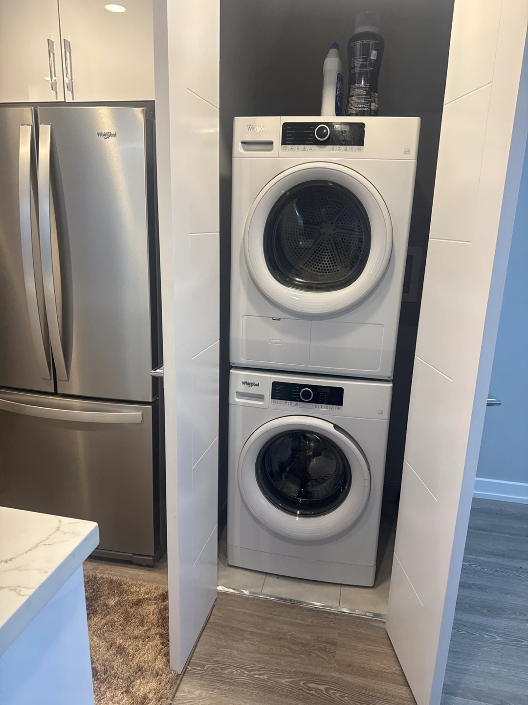 🏡 Female Roommate Needed - photo 3