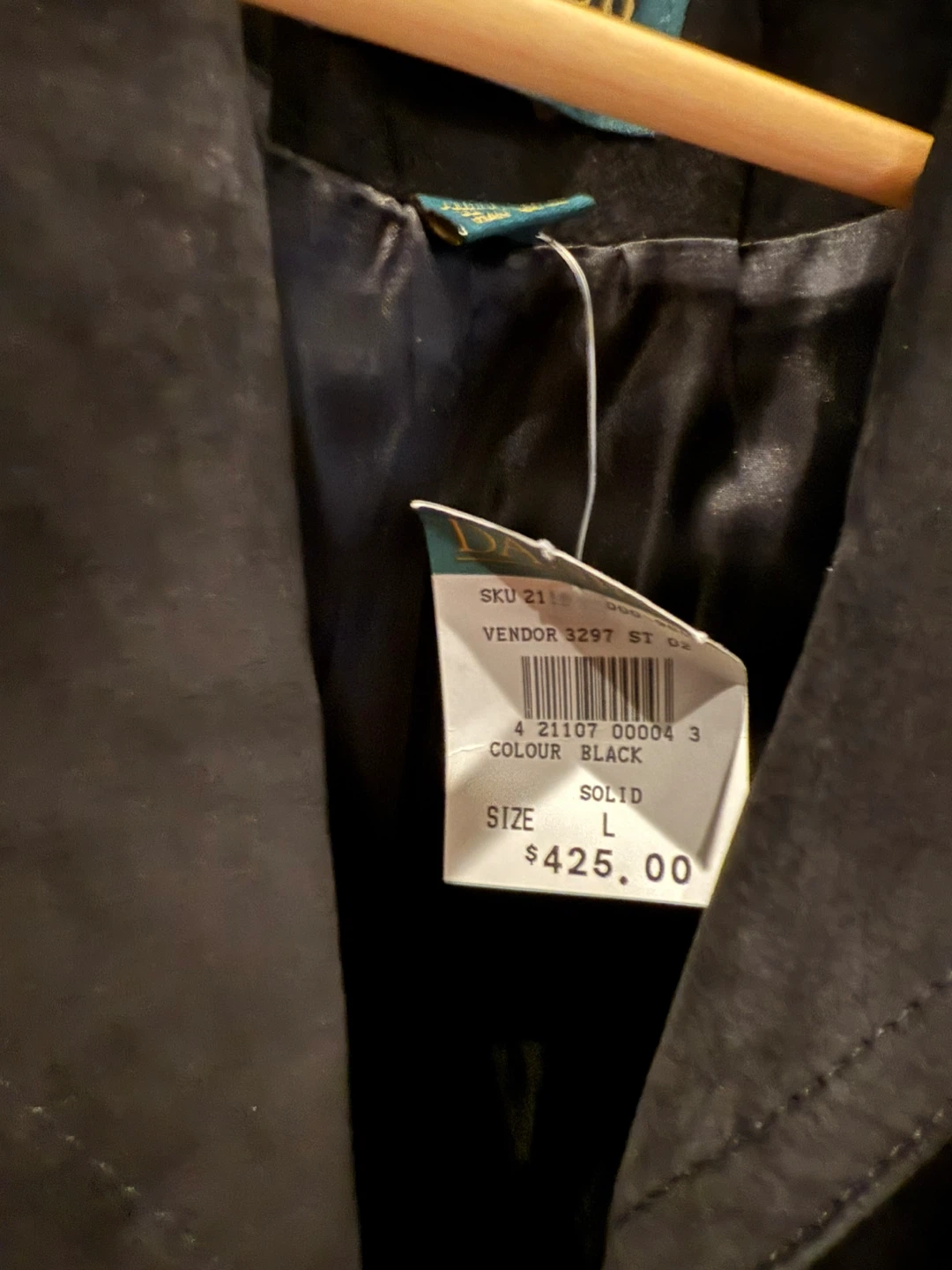 New Danier vintage black suede jacket - large woman’s - photo 3