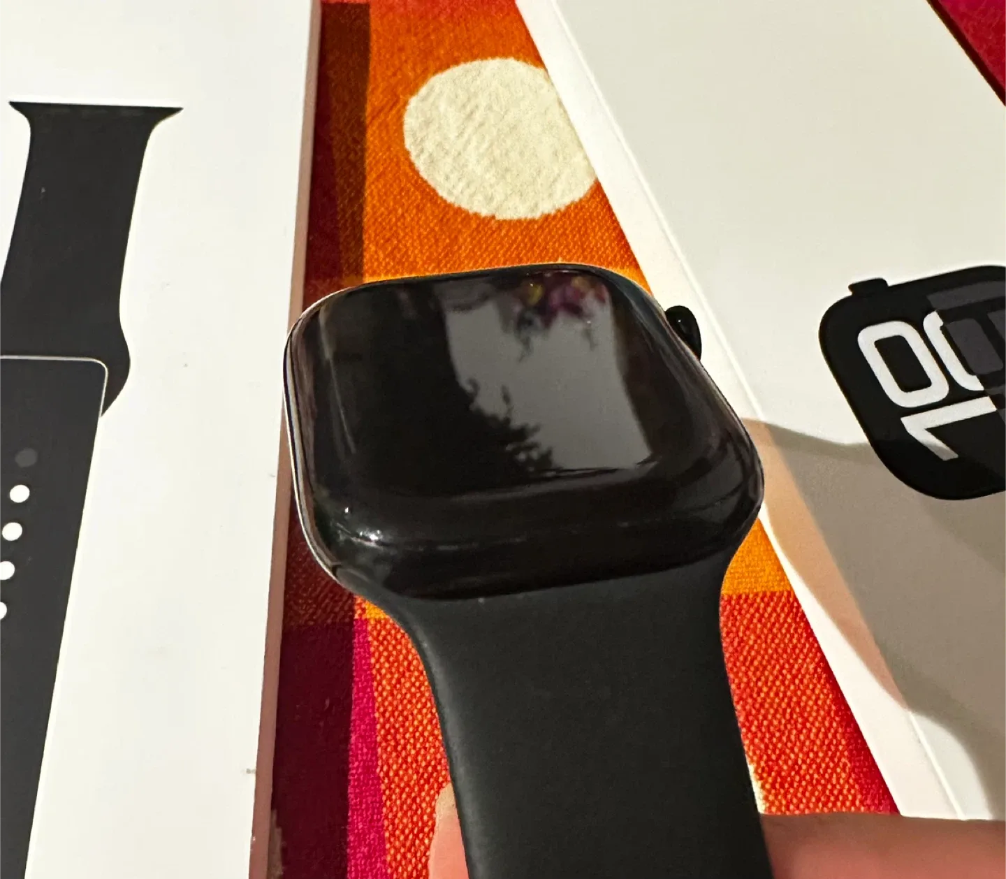 Apple Watch Series 10 46mm Black - Like New! image indicator(3)